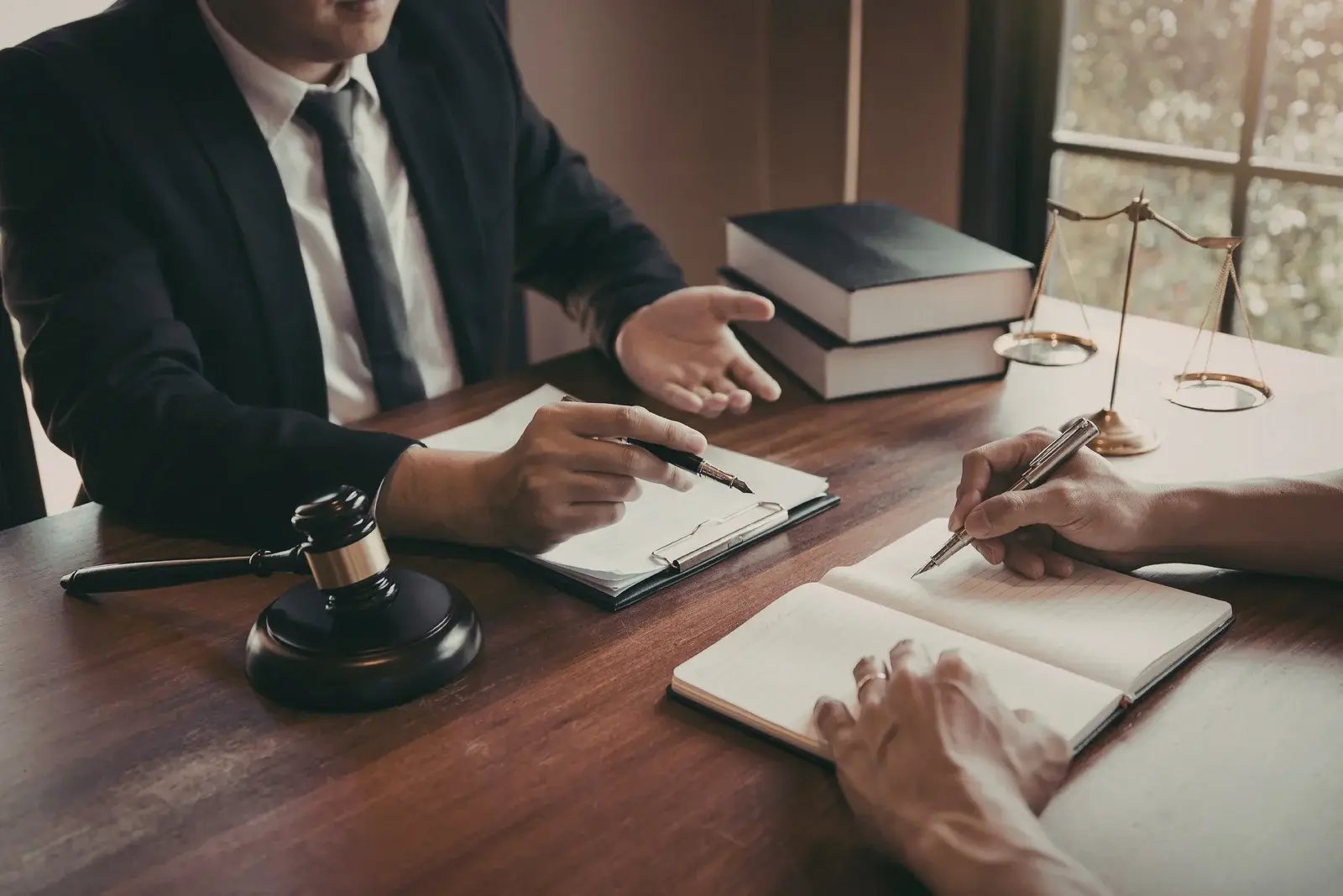 Common Mistakes Lawyers Make When Completing Legal CPD Online